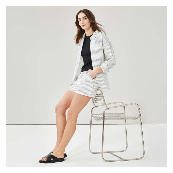 Women's Linen Blend Short